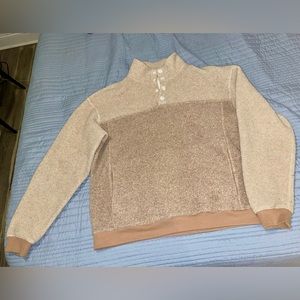 Outdoor Voices Pullover!